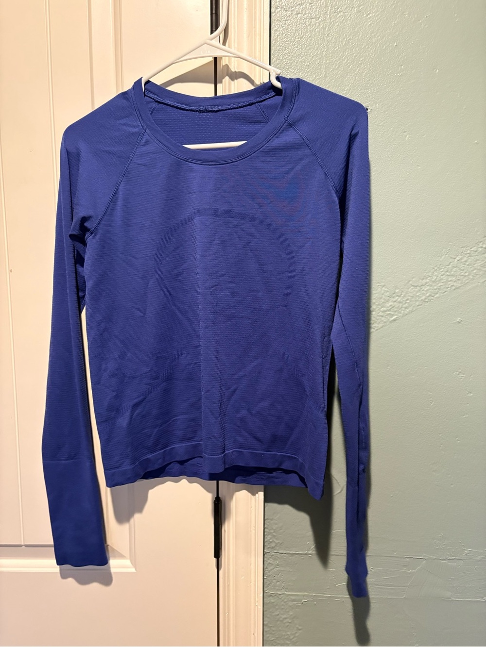 lululemon athletica Women's Long-Sleeve Crew Top - Royal Blue